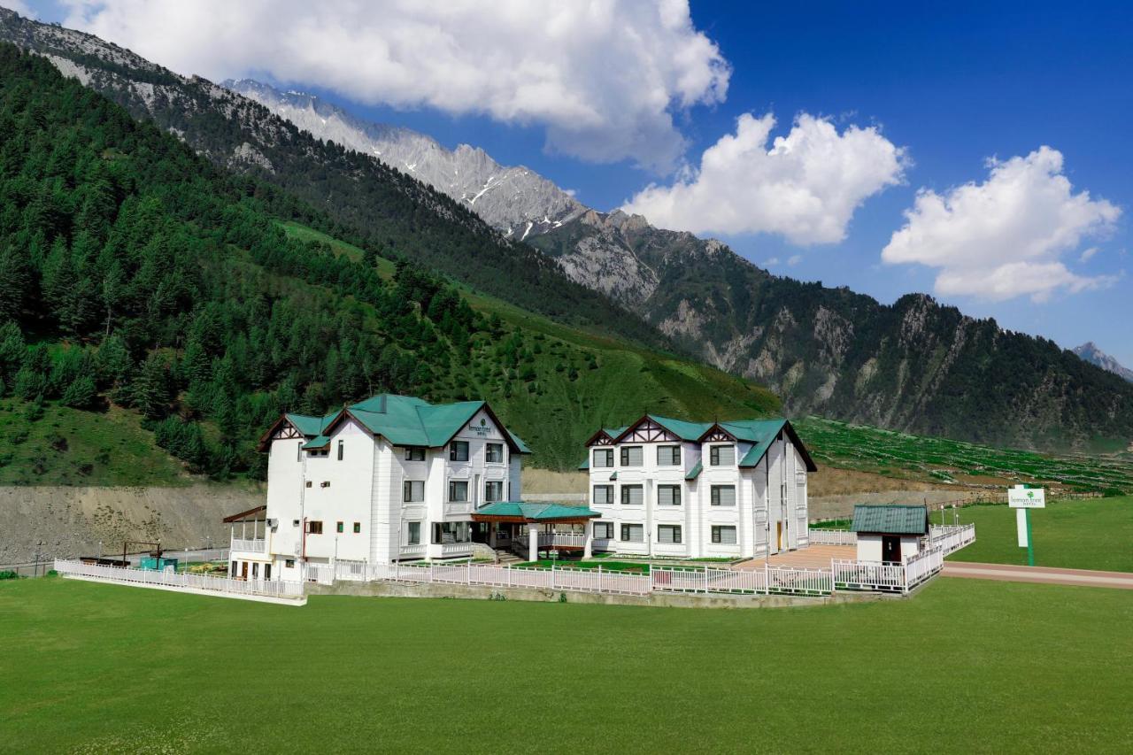 Lemon Tree Hotel, Sonāmarg Esterno foto