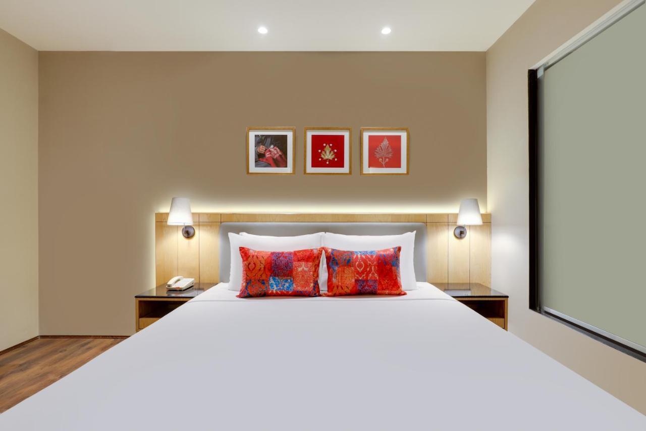 Lemon Tree Hotel, Sonāmarg Esterno foto