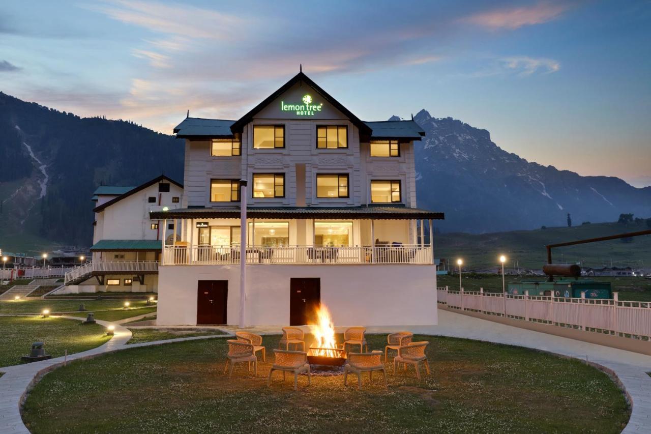 Lemon Tree Hotel, Sonāmarg Esterno foto